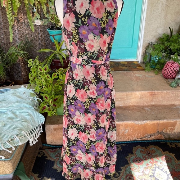 Sara Campbell Black Floral Wrap Around mid Length Dress size 2 - Picture 7 of 7